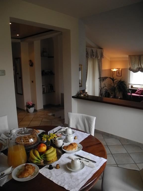 Villa Campo Dei Fiori Casciago Екстер'єр фото