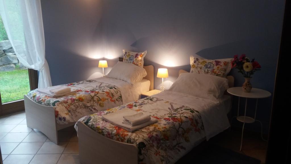 Villa Campo Dei Fiori Casciago Екстер'єр фото