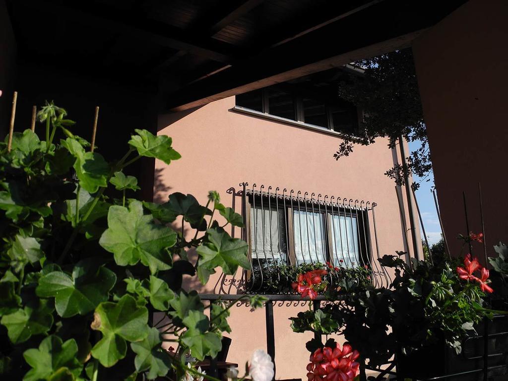 Villa Campo Dei Fiori Casciago Екстер'єр фото