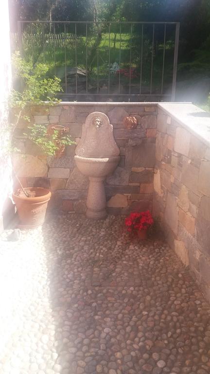 Villa Campo Dei Fiori Casciago Екстер'єр фото